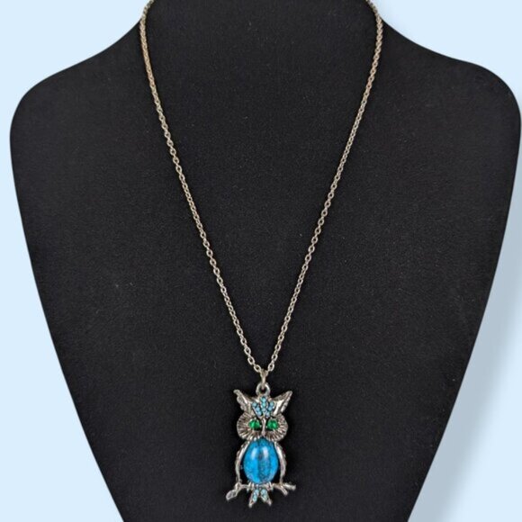 (2/$20) Blue Owl Pendant Necklace - Picture 1 of 6